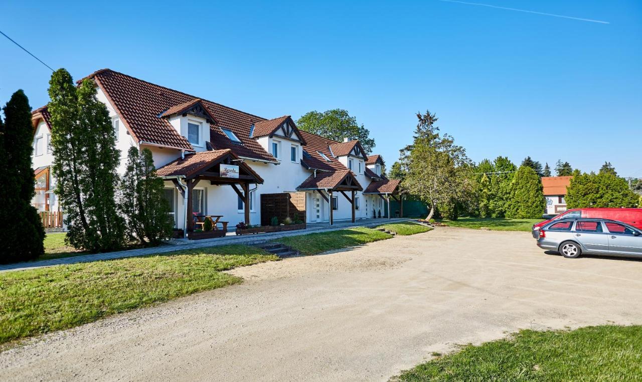 Rezeda Vendégház Fertőhomok Kültér fotó